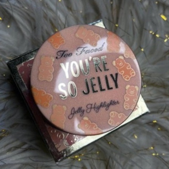 Too Faced Jelly Highlighter